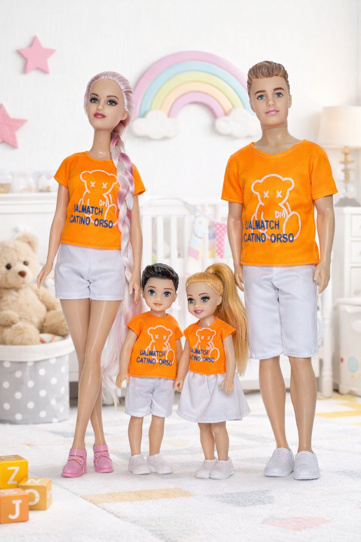 4’lü Aile Bebek Seti – Anne, Baba, Kız ve Erkek Çocuk - Mutlu Aile Oyuncak Bebek Seti 4 Parça