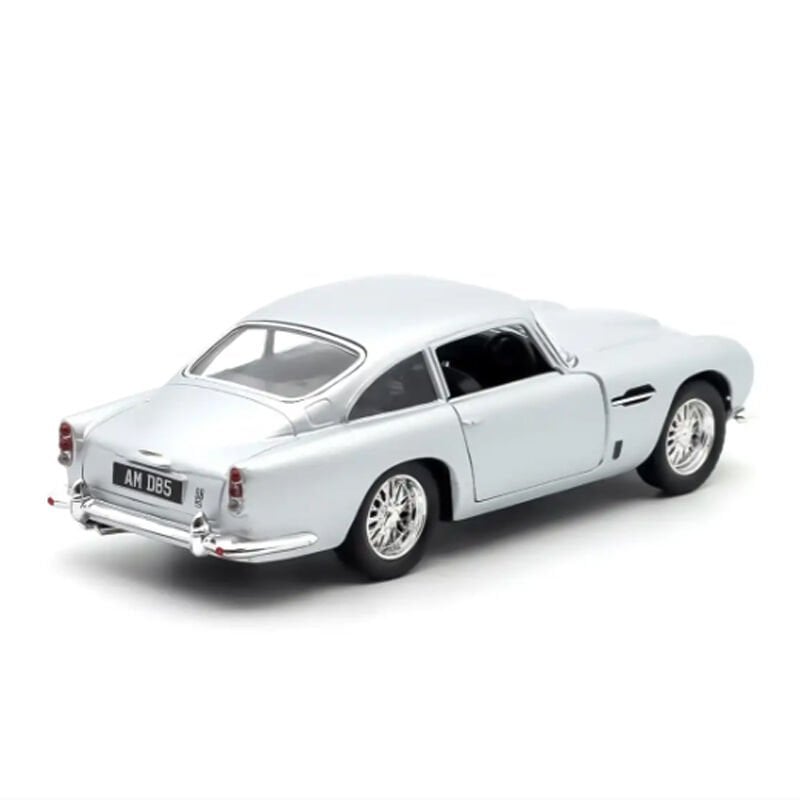 Aston Martin DB5 Klasik Metal Araba - 1:36 - Lisanslı