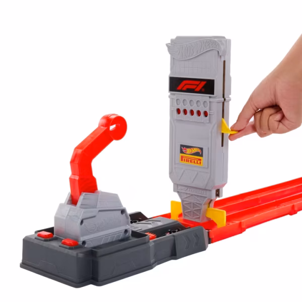 Hot Wheels Formula 1 Hızlı Başlangıç Pist Seti Ve 1:64 Ölçekli 2 Metal F1 Arabası
