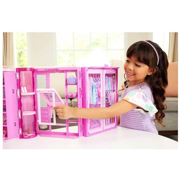 Barbie'nin Rüya Gardırobu ve Bebek Oyun Seti HXD58